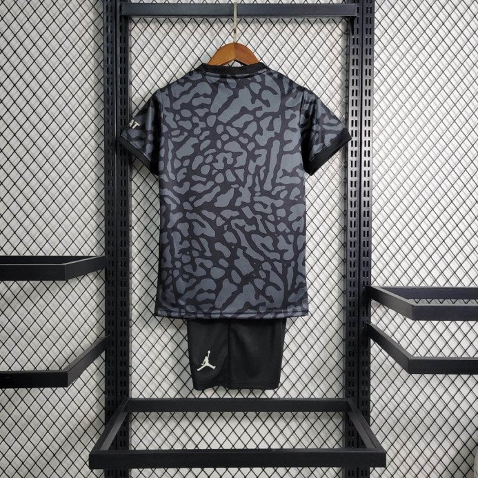 2CF31236-B8DC-C634-8C3D-8C9D91F6F898