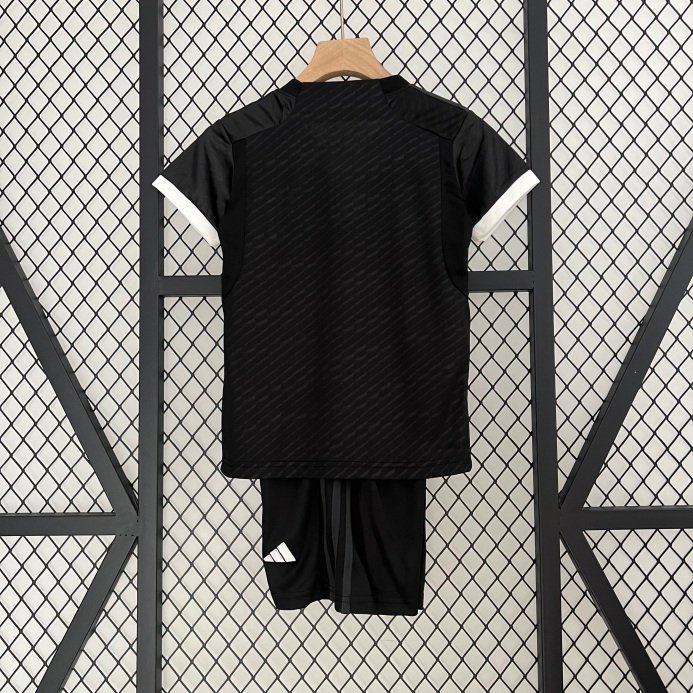 466FF155-14A1-6C74-5569-027D9F837548