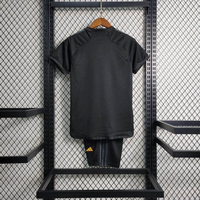 5B02F450-FDFA-1B16-DD81-B82219555212